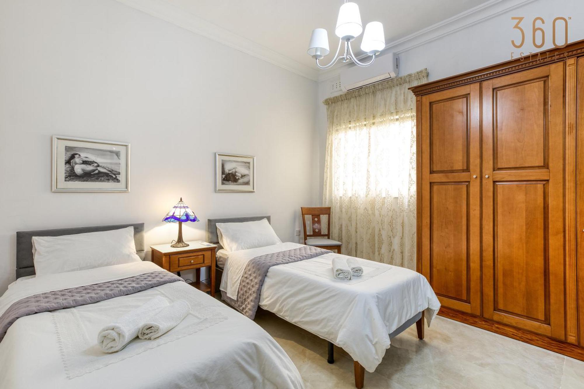 A Lovely 3Br Maisonette In Lovely Town Of Rabat By 360 Estates Ngoại thất bức ảnh